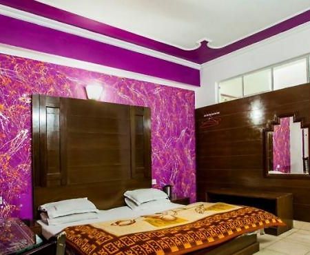 Hotel Library Presidency Масурі Екстер'єр фото